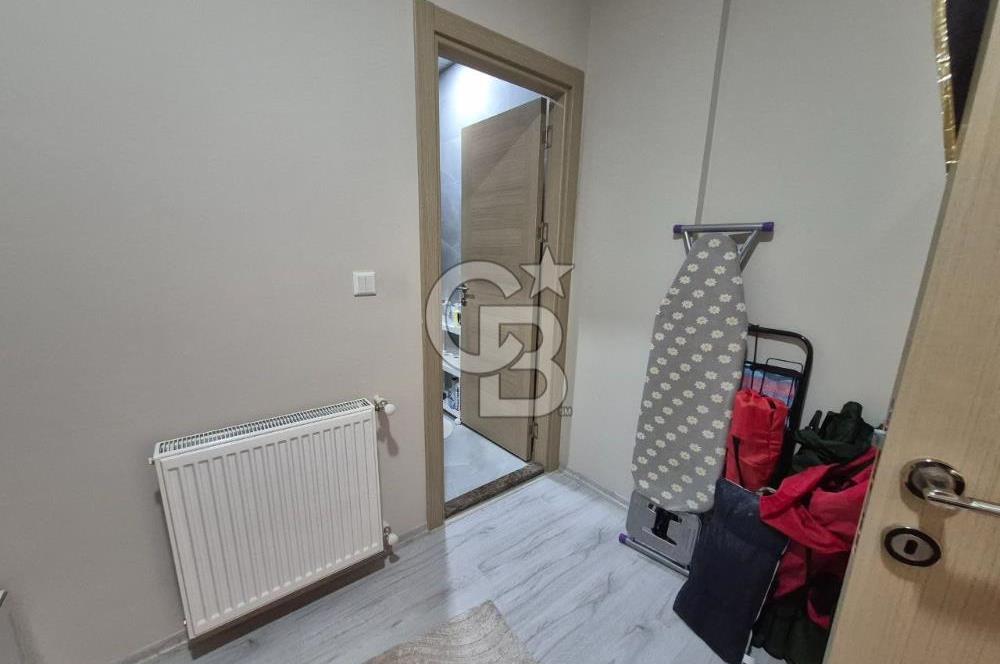 Karşıyaka Yeni Girne'de Kiralık 200 m2 Dubleks Daire