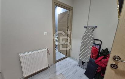 Karşıyaka Yeni Girne'de Kiralık 200 m2 Dubleks Daire