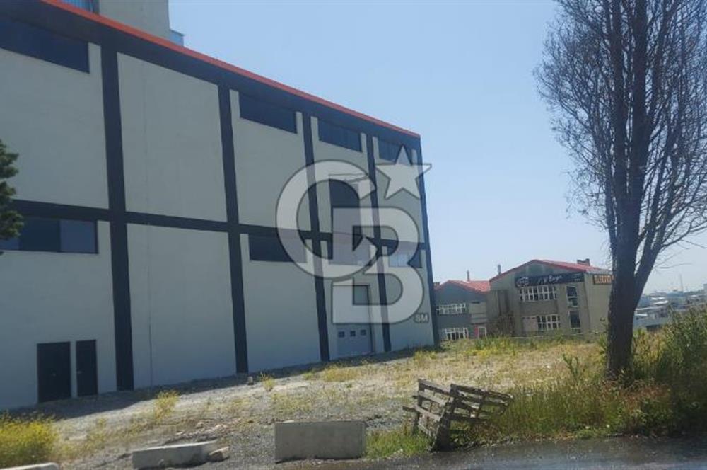 Hadımköy Ömerli San. Satılık 4.300 M2 FABRİKA 3 yükleme rampalı