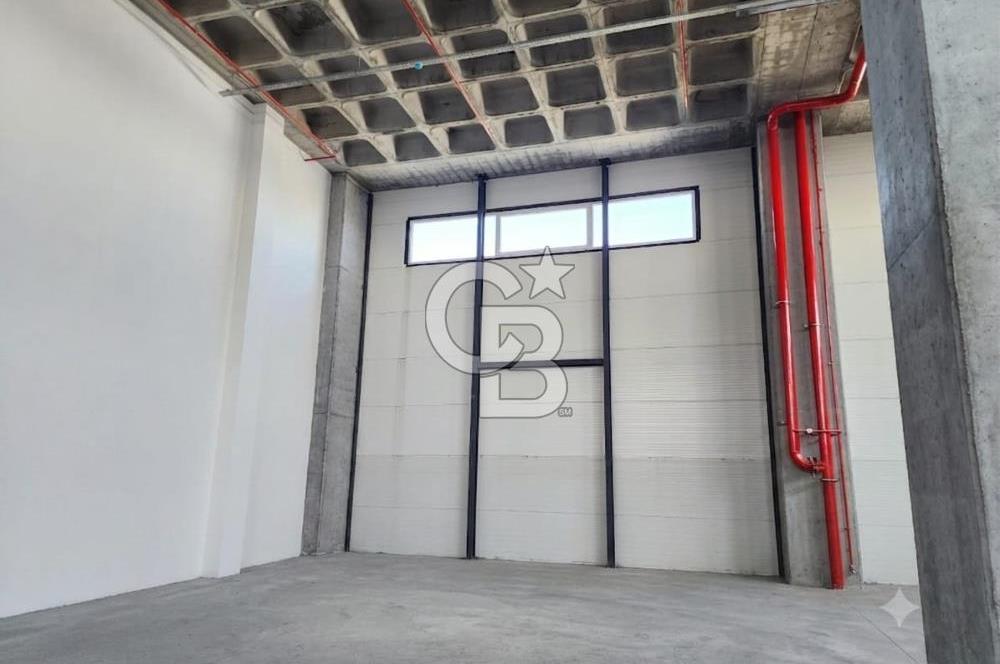 Hadımköy Ömerli San. Satılık 4.300 M2 FABRİKA 3 yükleme rampalı
