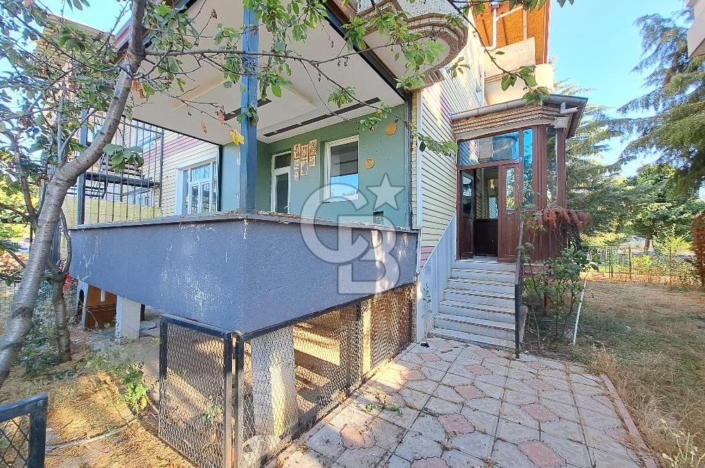 TOKAT MERKEZ KARŞIYAKADA GENİŞ METRAJLI SATILIK VİLLA
