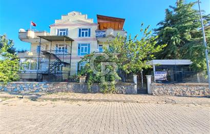 TOKAT MERKEZ KARŞIYAKADA GENİŞ METRAJLI SATILIK VİLLA