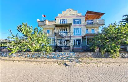 TOKAT MERKEZ KARŞIYAKADA GENİŞ METRAJLI SATILIK VİLLA