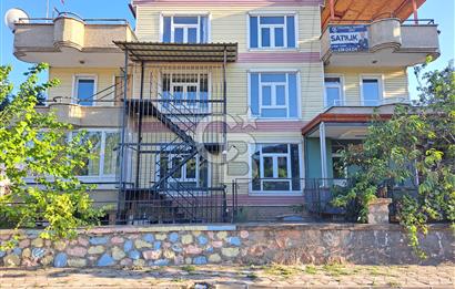 TOKAT MERKEZ KARŞIYAKADA GENİŞ METRAJLI SATILIK VİLLA