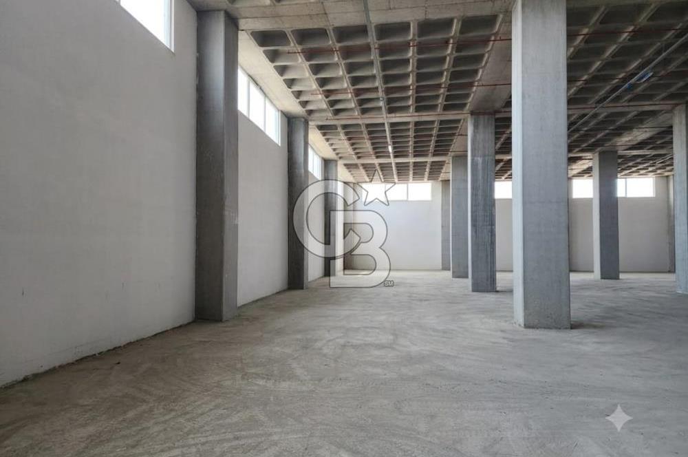 Hadımköy Ömerli San. Satılık 4.300 M2 FABRİKA 3 yükleme rampalı