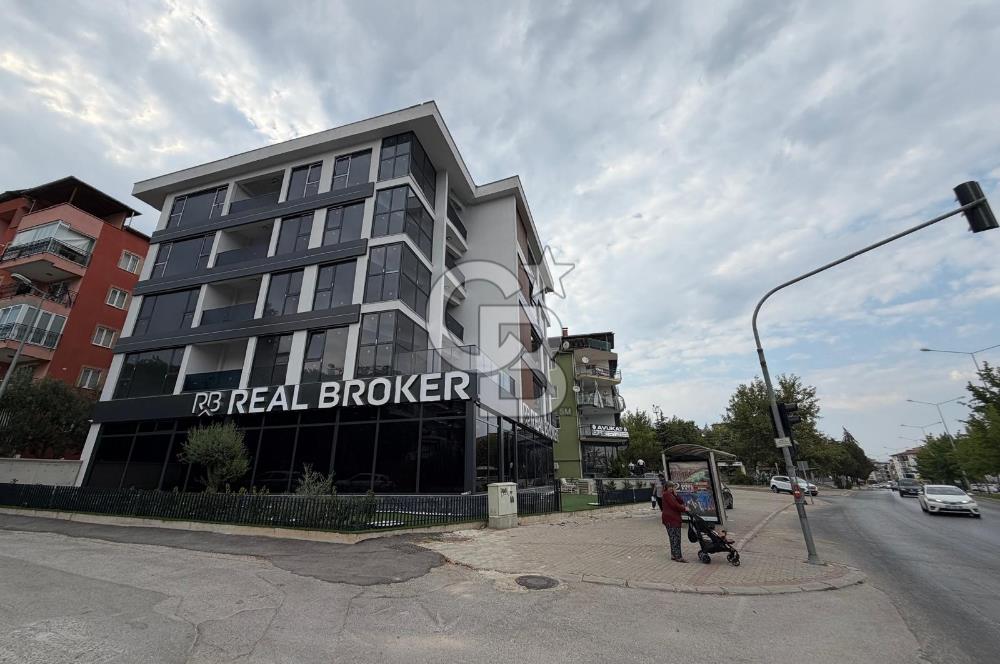 Adalet Mahallesi Adliye Yakını 60 M² 1+0 Kiralık Ofisler