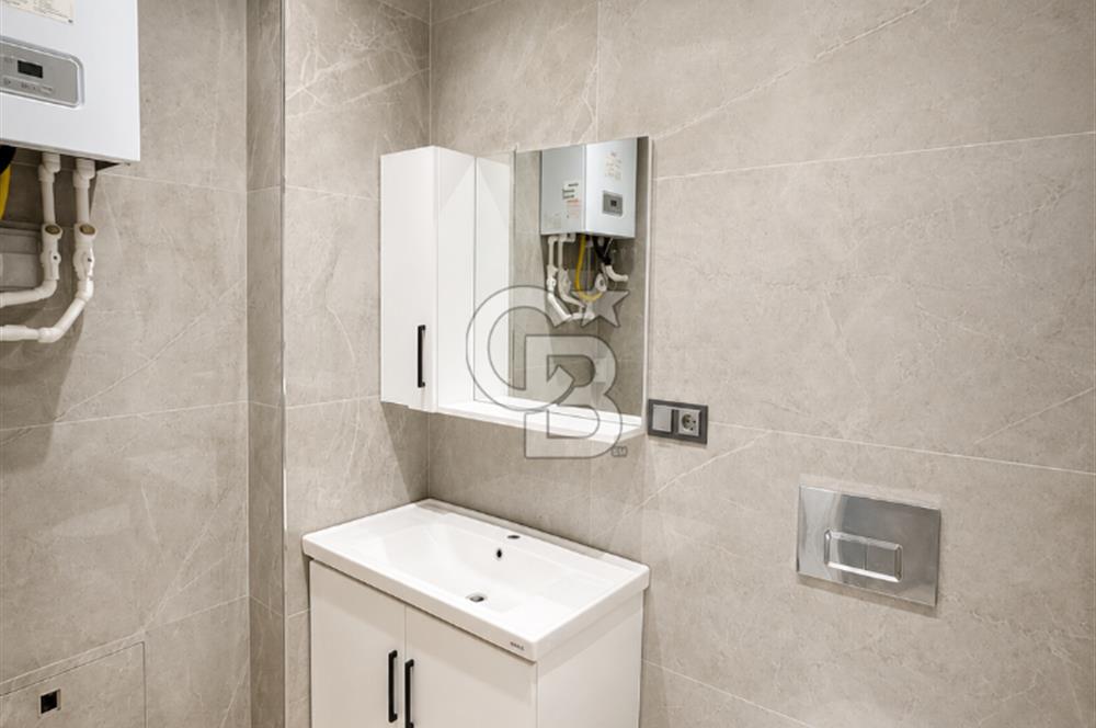 Kazancı'da Yeni Binada İki Katlı Yüksek Tavanlı Kiralık Dükkan