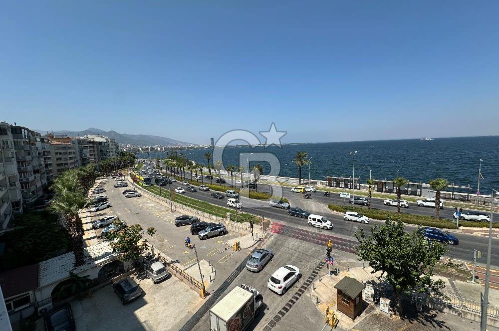 KONAK KÜÇÜKYALIDA KİRALIK YALI DAİRESİ
