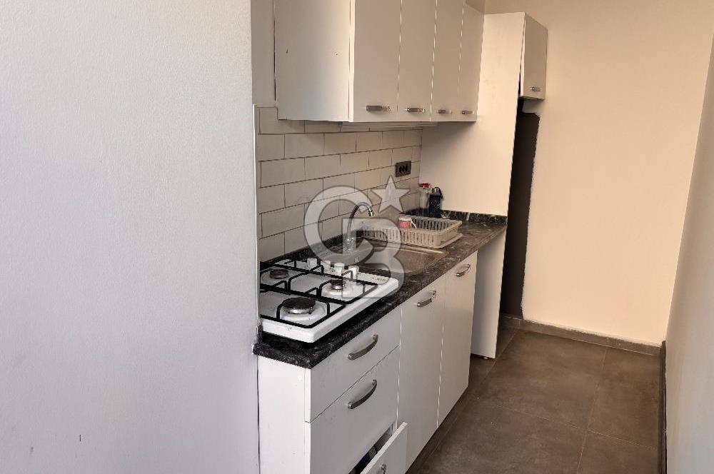 Urla'da Cadde Üstü Kiralık Ofis