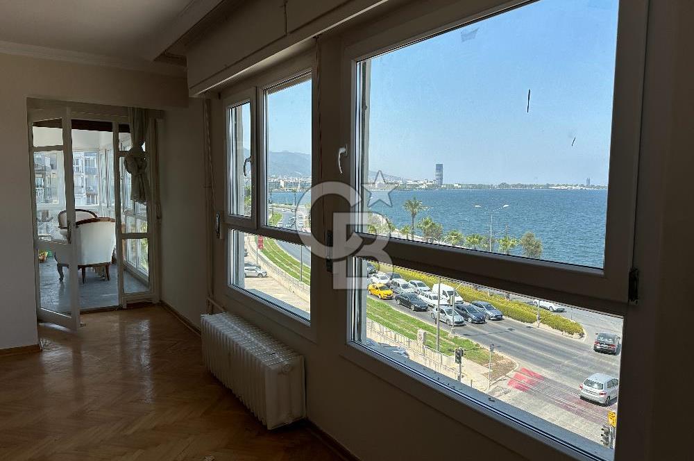 KONAK KÜÇÜKYALIDA KİRALIK YALI DAİRESİ