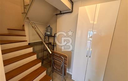 Urla'da Eşyalı Kiralık Dubleks Deniz Manzaralı 3+1 Dubleks daire