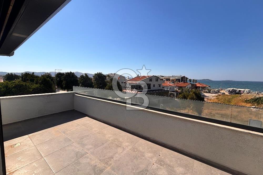 Urla'da Eşyalı Kiralık Dubleks Deniz Manzaralı 3+1 Dubleks daire