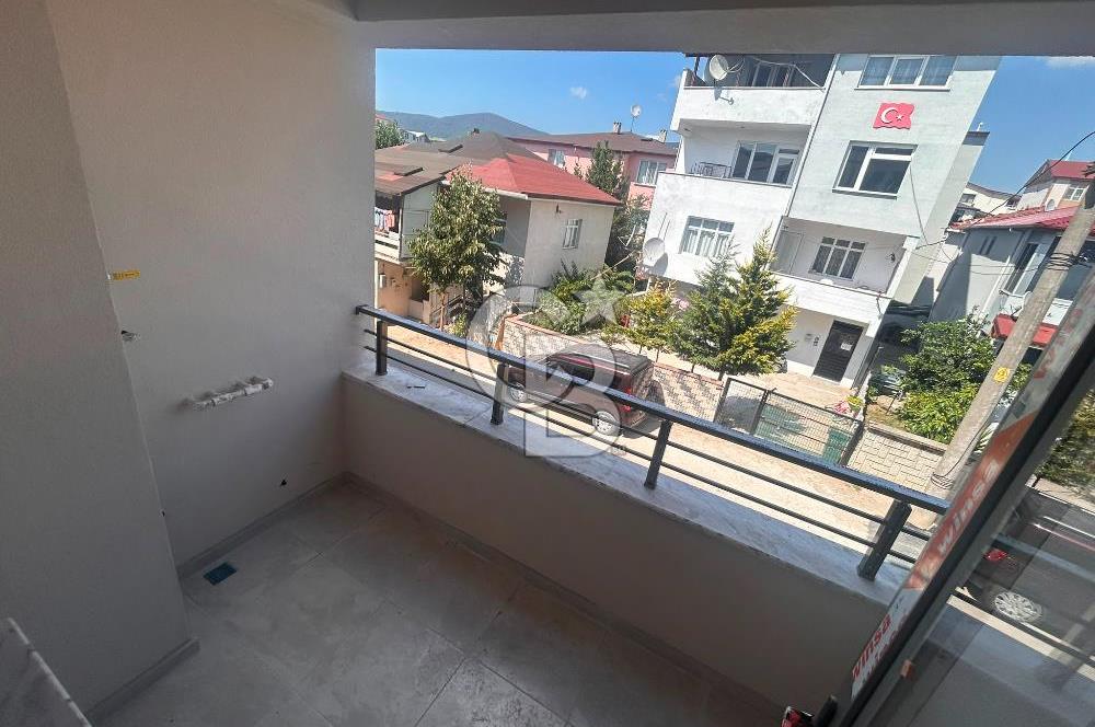 CB AKADEMİ DERİNCE SIRRIPAŞA MAH.ARA KAT 3+1 DAİRE