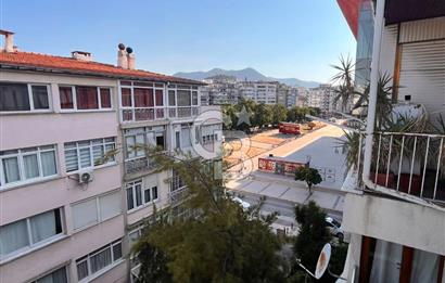 Göztepe'de Geniş ve Tadilatlı Satılık 3+1
