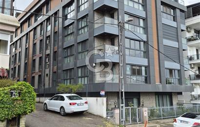 Süreyya Plajı'nda Deniz Manzaralı 4+1 Çatı Dubleksi