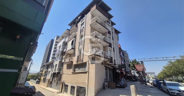 BUCA KURUÇEŞME DOĞUŞ CADDESİNDE EŞYALI BALKONLU ARAKAT SATILIK 2+1 DAİRE - 366334