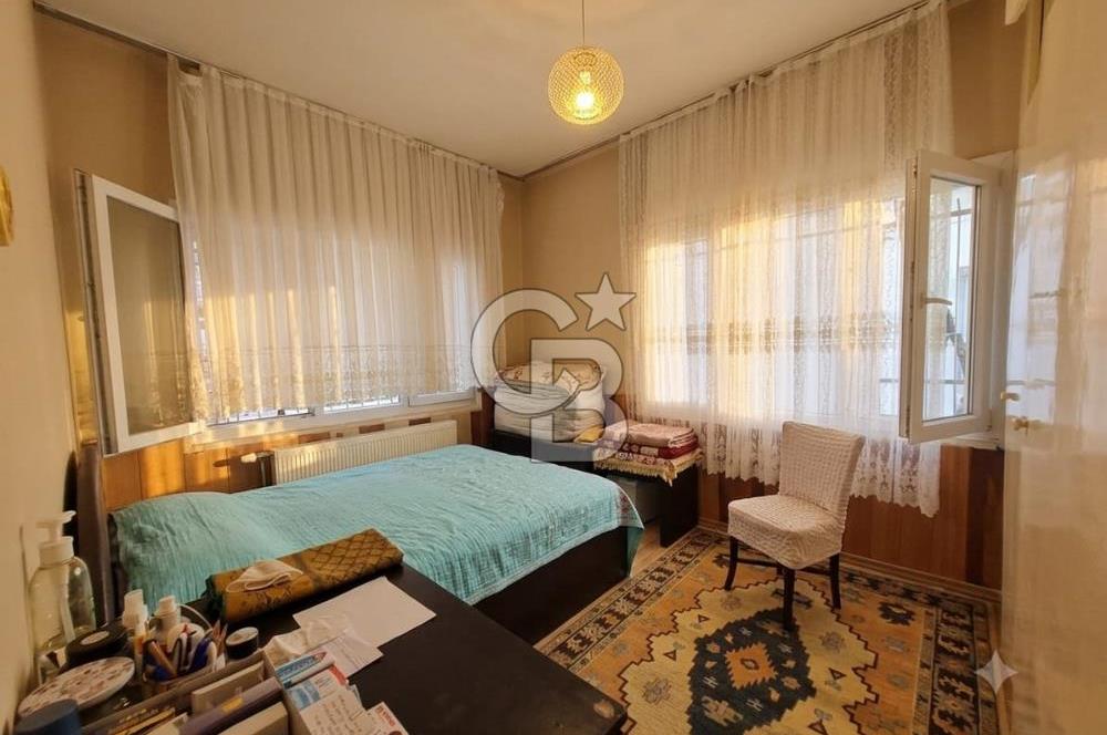 Balçova Onur Mahallesi'nde Satılık Kullanışlı Daire