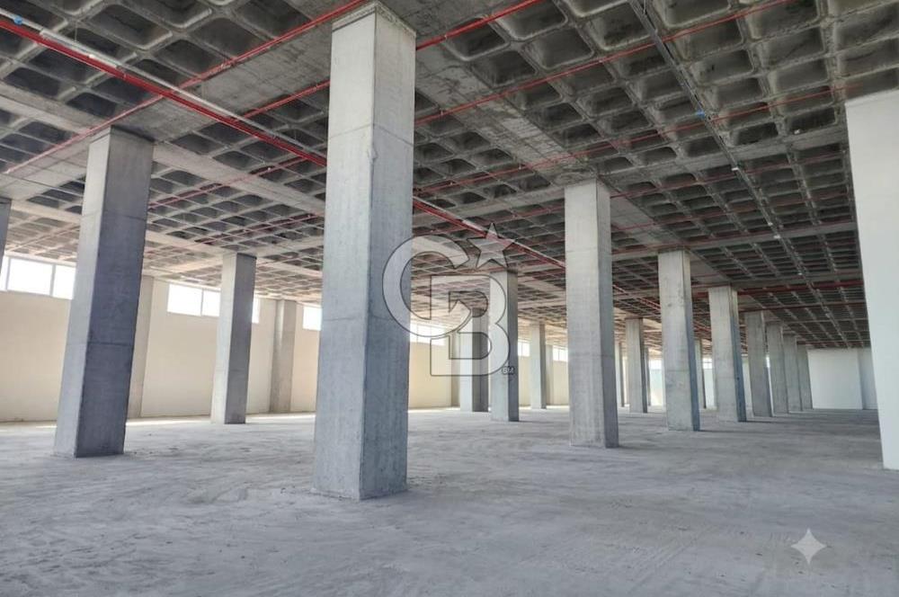Hadımköy Ömerli San. Satılık 4.300 M2 FABRİKA 3 yükleme rampalı