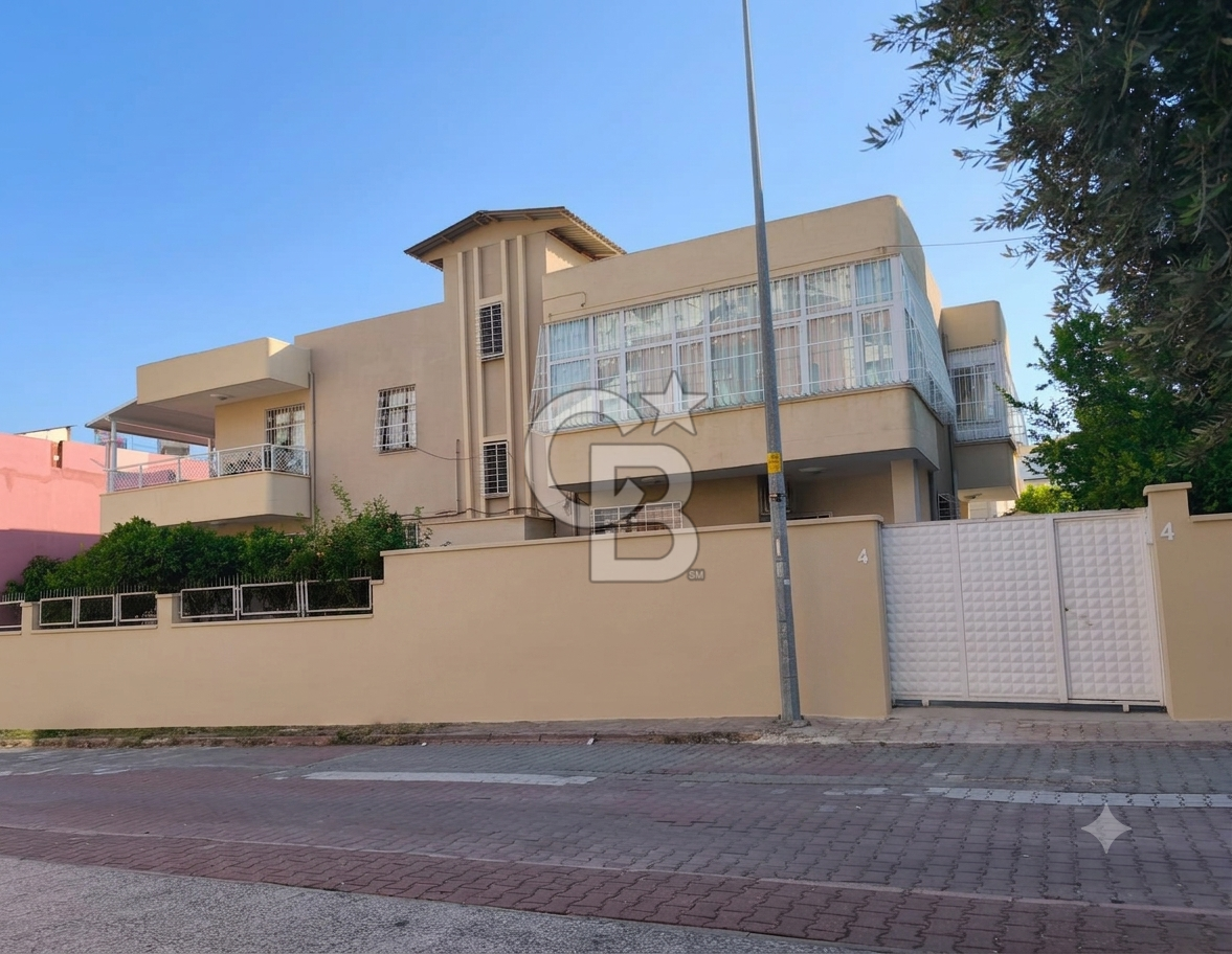 MÜSTAKİL YAŞAM KEYFİ GENİŞ BAKIMLI FERAH 2 KATLI EV