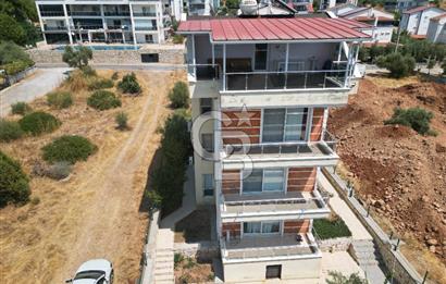 AKBÜKTE KESİNTİSİZ DENİZ MANZARALI 135 M² BAHÇELİ ÇATI DUBLEKSİ