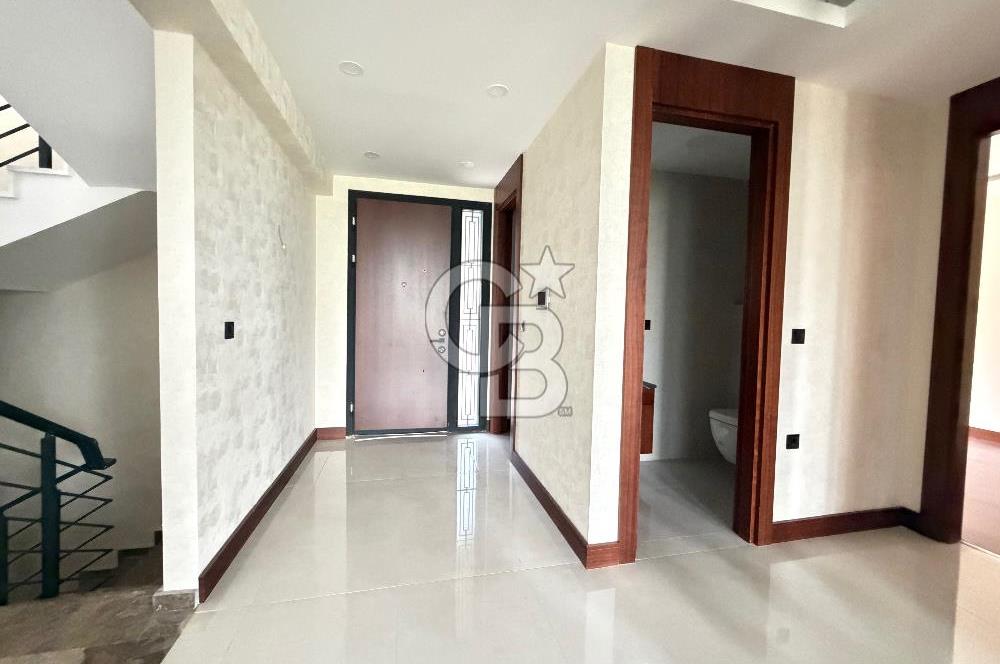ALACAATLI KORU YAŞAMKENTTE 300M2 7+1 SIFIR KİRALIK VİLLA