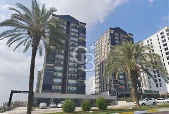 MODERN MİMARİLİ MANZARALI LÜKS SOSYAL DONATILI KİRALIK 5+1 - 1 - 366395