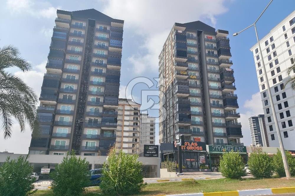 MODERN MİMARİLİ MANZARALI LÜKS SOSYAL DONATILI KİRALIK 5+1