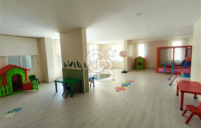 MODERN MİMARİLİ MANZARALI LÜKS SOSYAL DONATILI KİRALIK 5+1