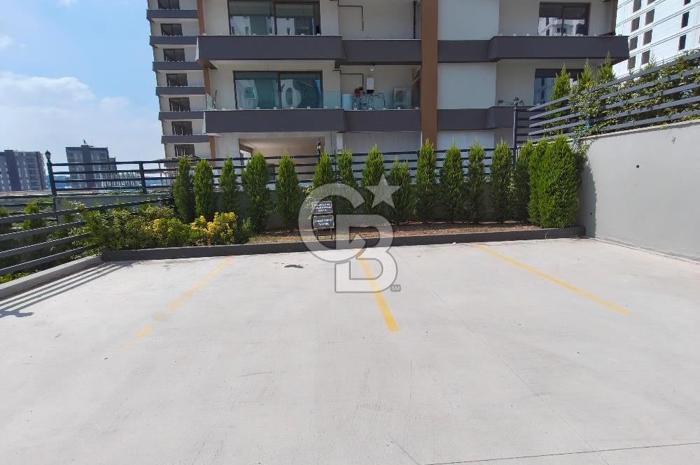 MODERN MİMARİLİ MANZARALI LÜKS SOSYAL DONATILI KİRALIK 5+1