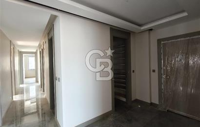MODERN MİMARİLİ MANZARALI LÜKS SOSYAL DONATILI KİRALIK 5+1