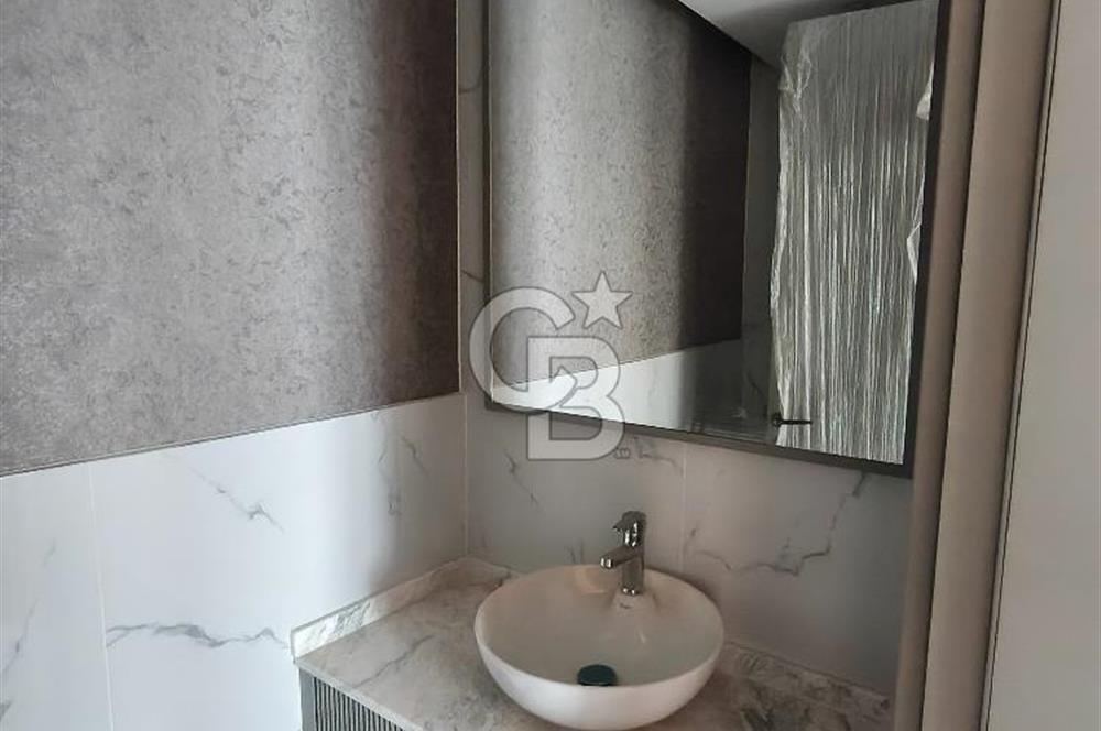 MODERN MİMARİLİ MANZARALI LÜKS SOSYAL DONATILI KİRALIK 5+1