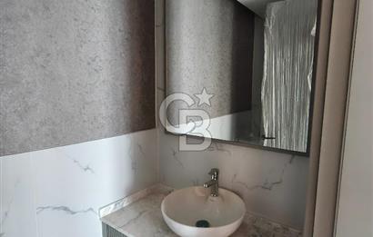 MODERN MİMARİLİ MANZARALI LÜKS SOSYAL DONATILI KİRALIK 5+1