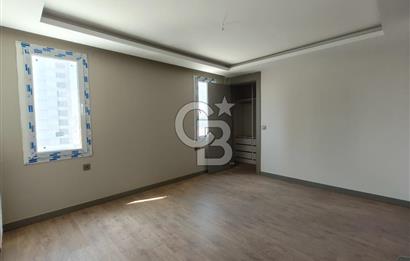 MODERN MİMARİLİ MANZARALI LÜKS SOSYAL DONATILI KİRALIK 5+1