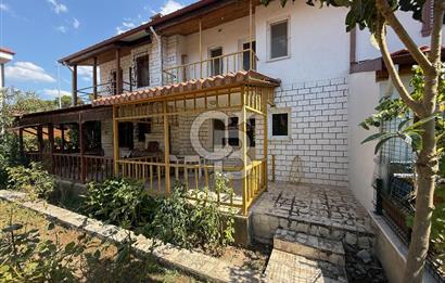 AYVALIK ALTIOVA İSKELE MEVKİİ SATILIK 3+1 DUBLEKS YAZLIK
