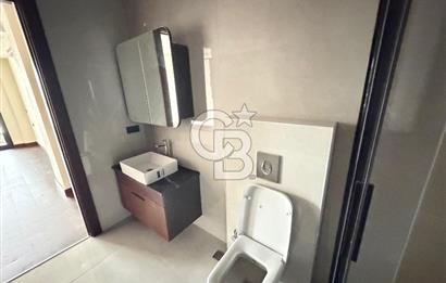 ALACAATLI KORU YAŞAMKENTTE 300M2 7+1 SIFIR KİRALIK VİLLA