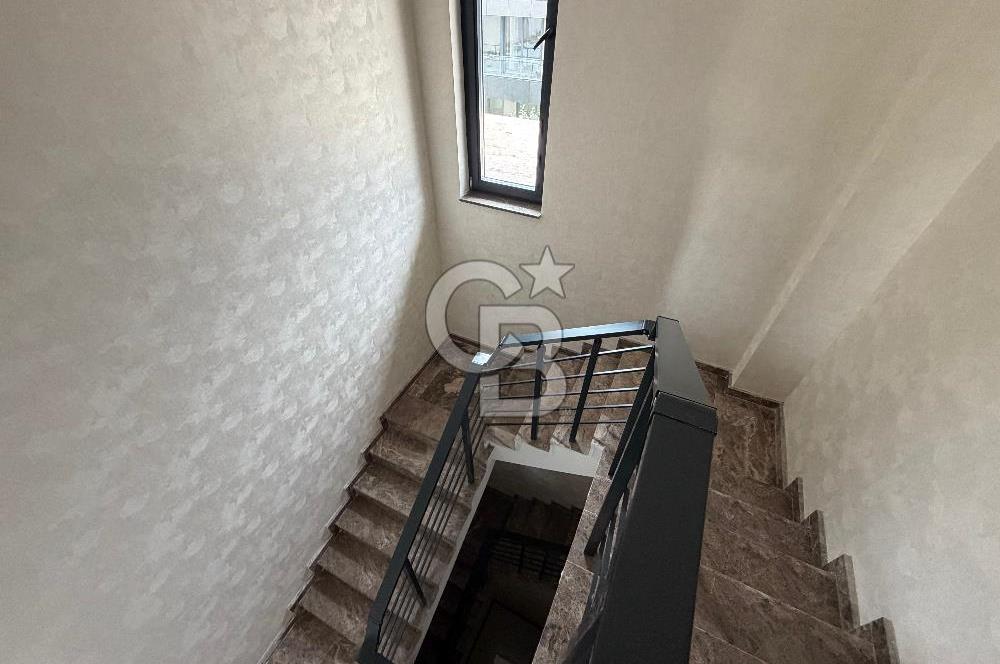 ALACAATLI KORU YAŞAMKENTTE 300M2 7+1 SIFIR KİRALIK VİLLA