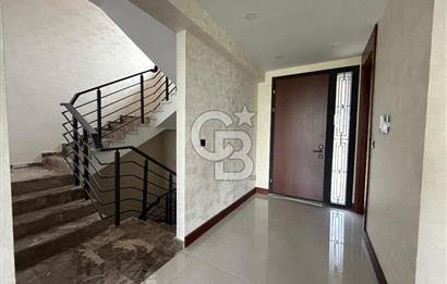 ALACAATLI KORU YAŞAMKENTTE 300M2 7+1 SIFIR KİRALIK VİLLA