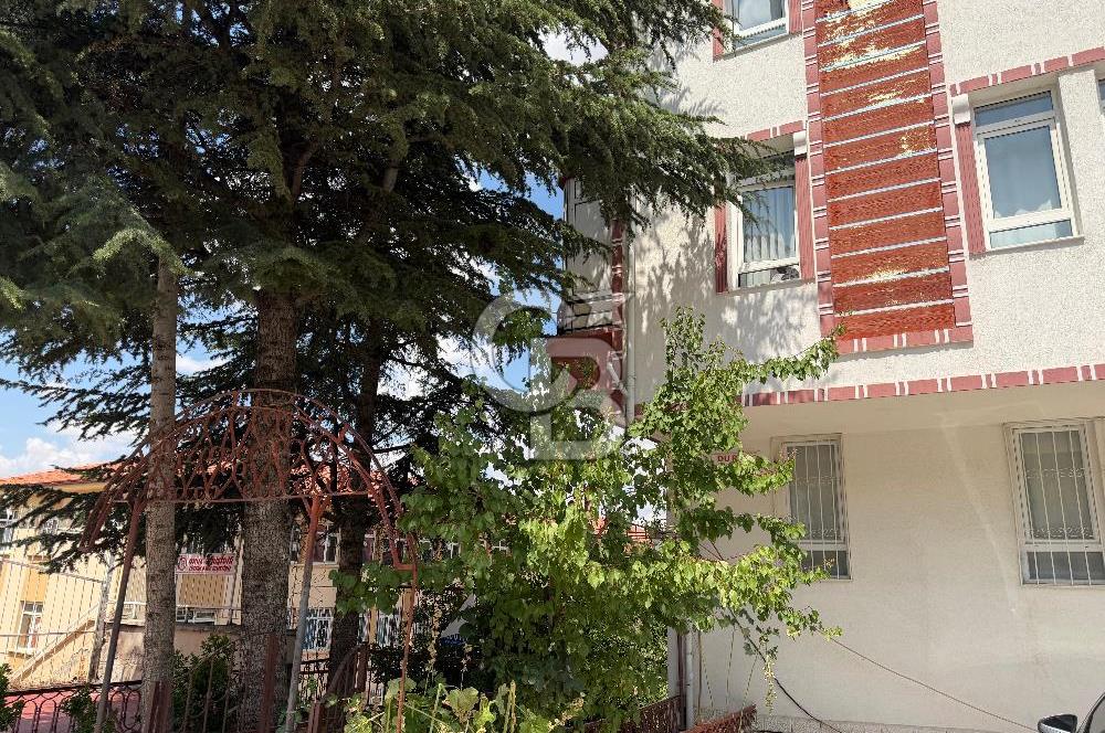 DİKMEN SİNAN CAD YAKININDA 2+1 KİRALIK DAİRE