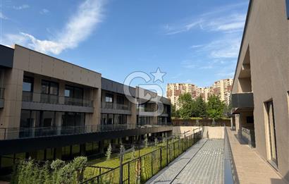 ALACAATLI KORU YAŞAMKENTTE 300M2 7+1 SIFIR KİRALIK VİLLA