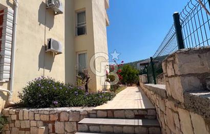 AKBÜKTE KESİNTİSİZ DENİZ MANZARALI 135 M² BAHÇELİ ÇATI DUBLEKSİ