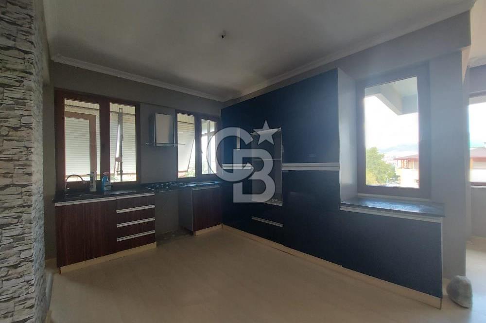 GÖLCÜK YAZLIK ILICA KARŞISINDA 2+1 ÇATI DUBLEKS SATILIK DAİRE