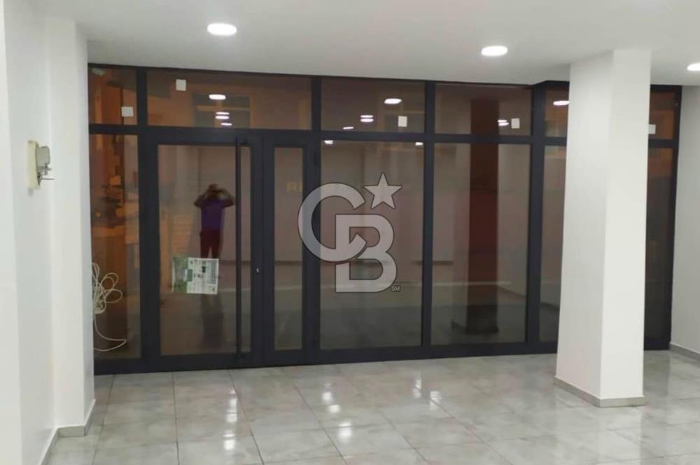 SANCAKTEPE MECLİS MAHALLESİNDE KİRALIK CADDE ÜSTÜ 220 M2 DÜKKAN
