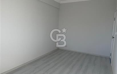 ÇANAKKALE EZiNE ADNAN MENDERES CAD. ÜZERİ SATILIK 2+1 DAİRE