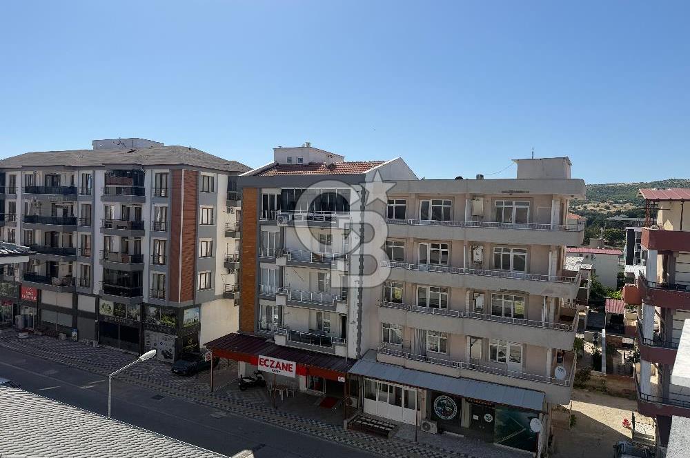 ÇANAKKALE EZiNE ADNAN MENDERES CAD. ÜZERİ SATILIK 2+1 DAİRE
