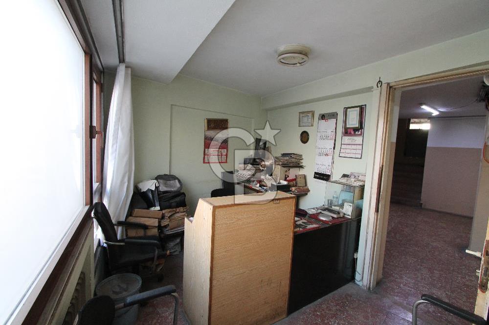İzmir Konak’ta Satılık Büro Ofis 