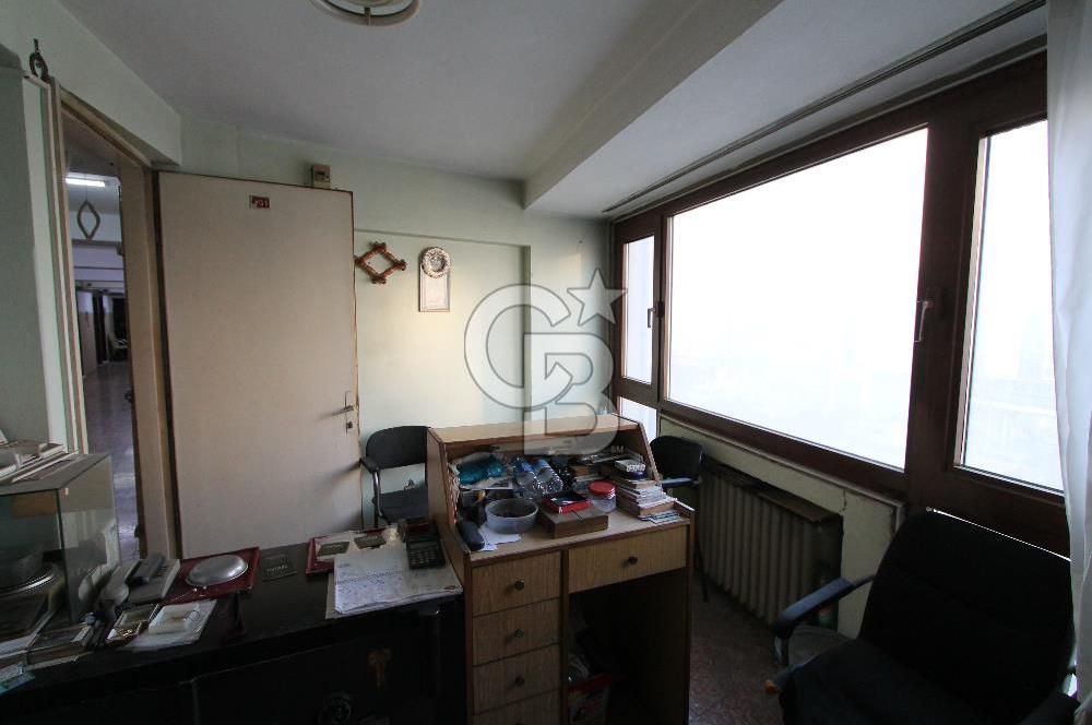 İzmir Konak’ta Satılık Büro Ofis 