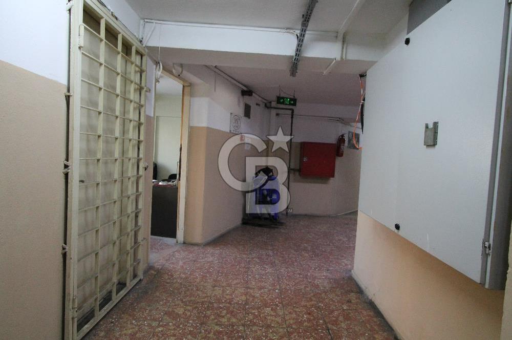 İzmir Konak’ta Satılık Büro Ofis 