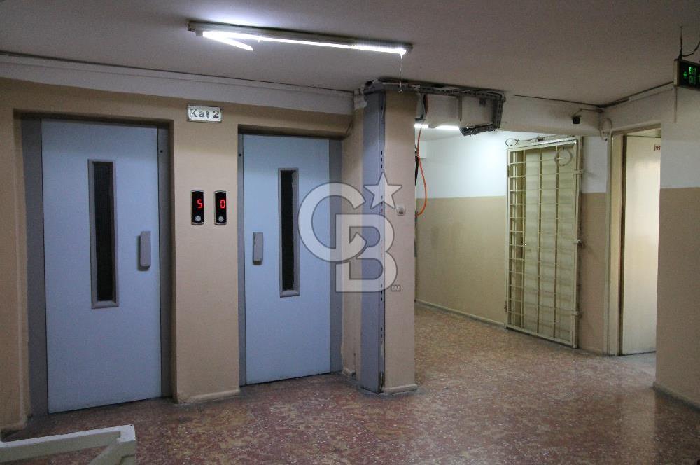 İzmir Konak’ta Satılık Büro Ofis 