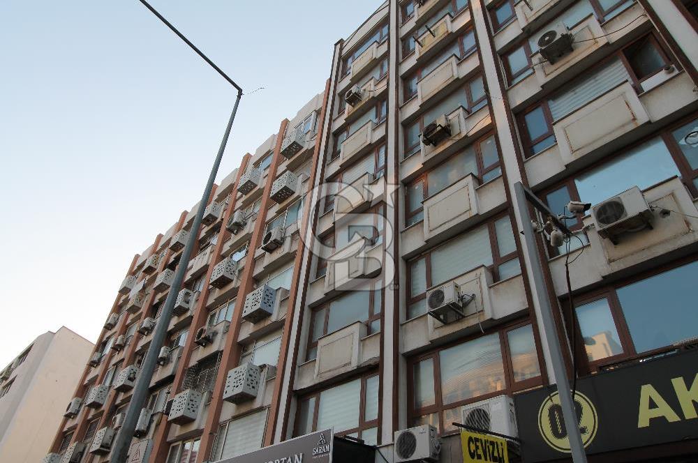 İzmir Konak’ta Satılık Büro Ofis 