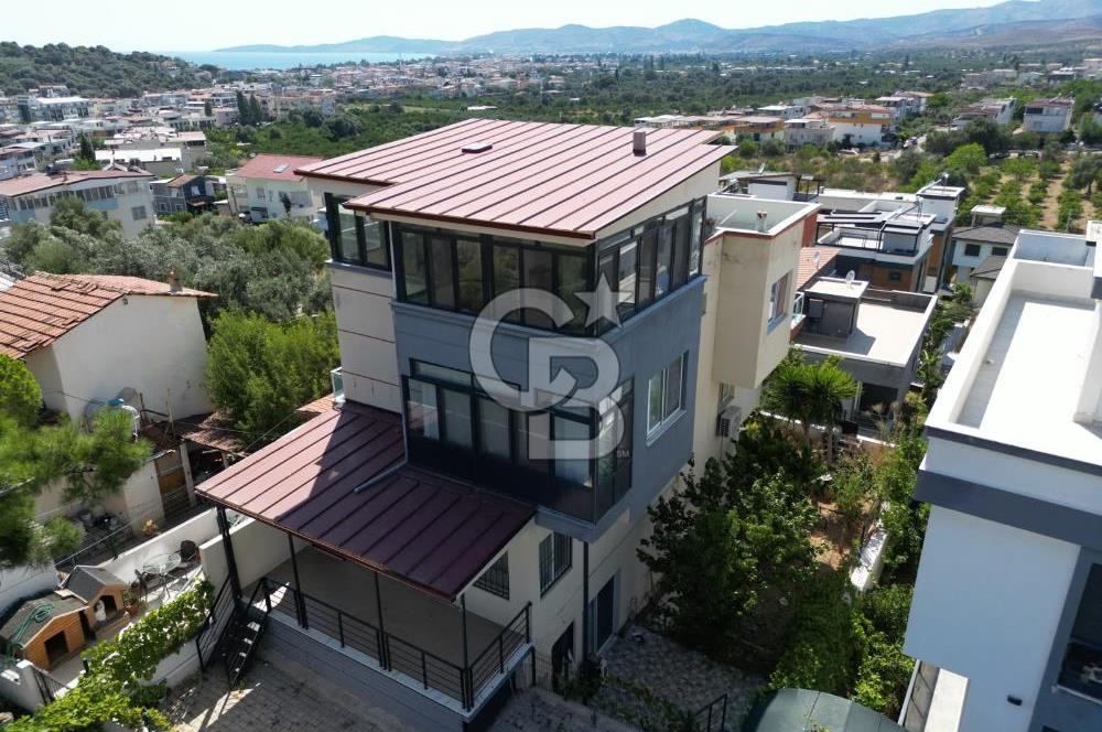 Seferihisar Mersinalanı'nda Deniz ve Doğa Manzaralı, Müstakil Ev